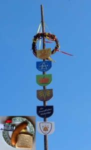 Maibaum 2022 300